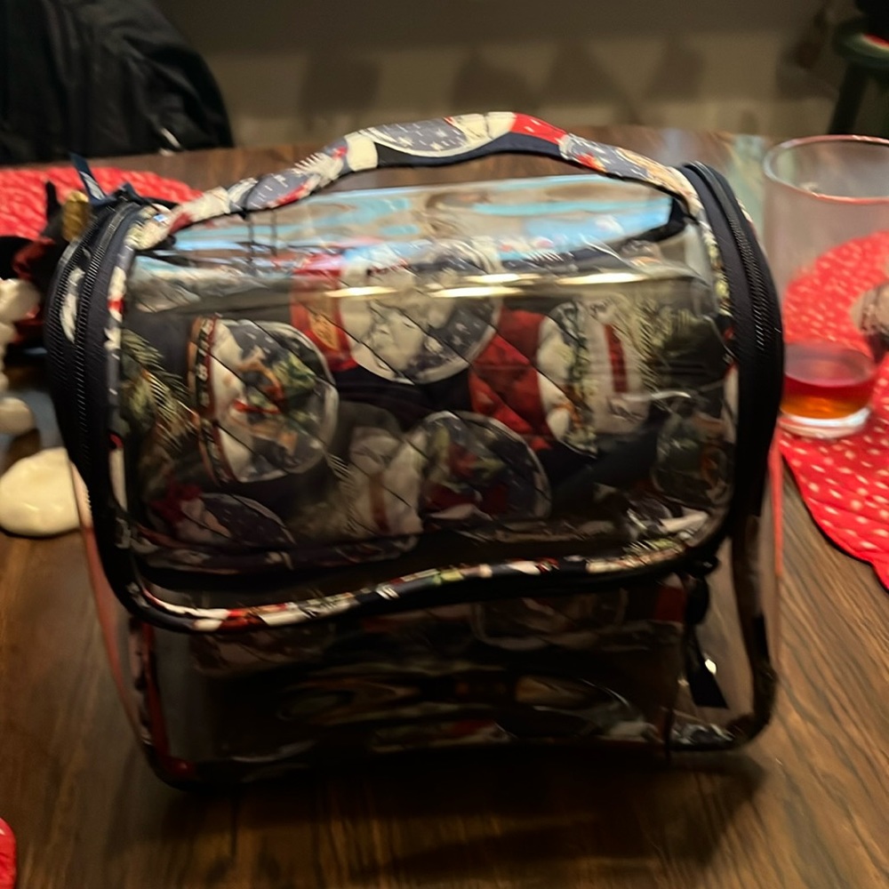 Vera 3 pc snow globes cosmetic case set